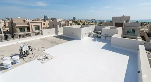 لماذا أصبحت خدمات عزل الأسطح في الخبر ضرورة لكل منزل ومبنى؟